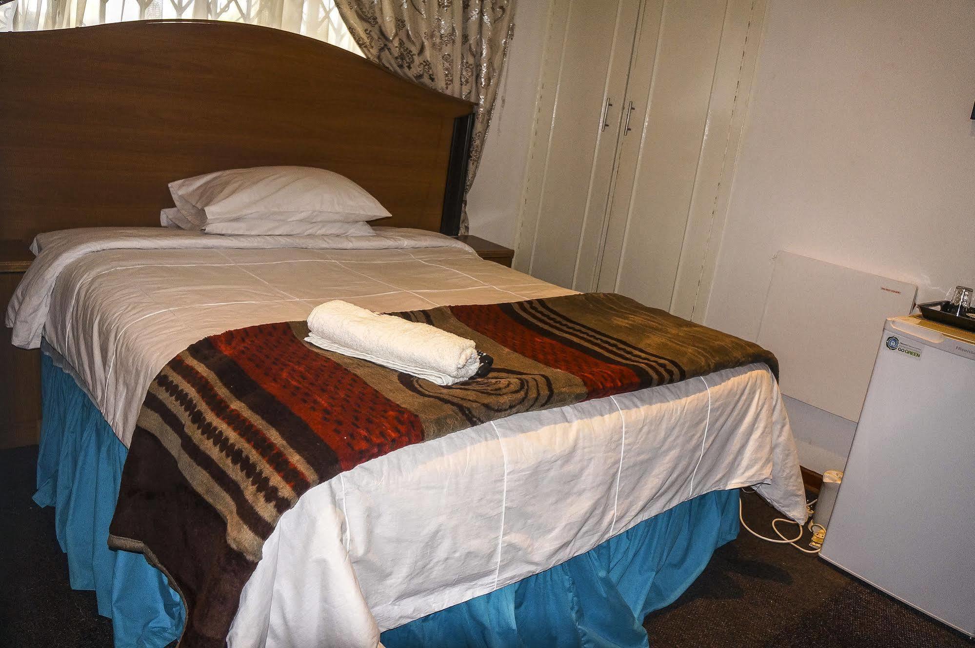 Acn International Regency Lodge Kempton Park Exterior photo