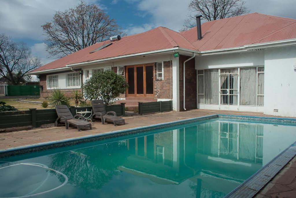 Acn International Regency Lodge Kempton Park Exterior photo