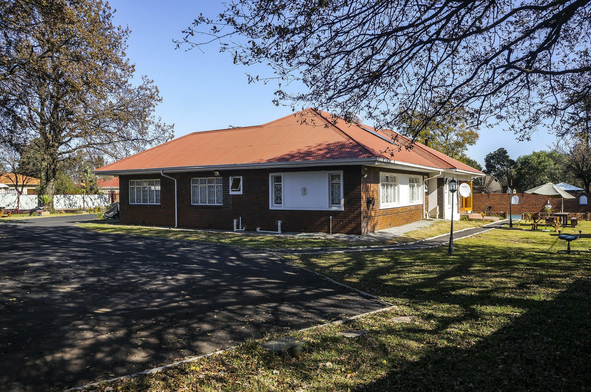 Acn International Regency Lodge Kempton Park Exterior photo